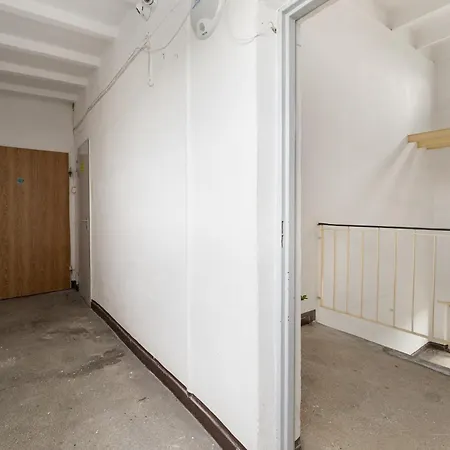Bielany Cosy 公寓 *